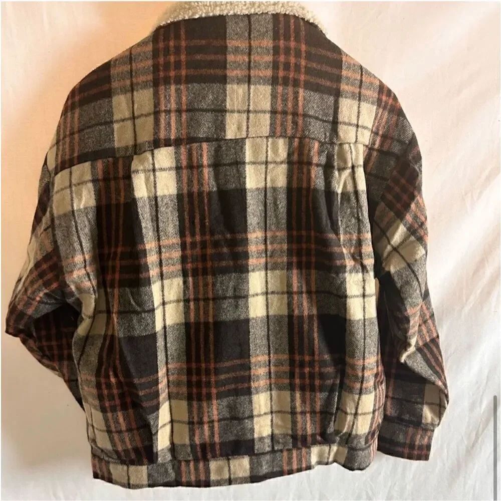 Flannel Brown Plaid Jacket - Picture 6 of 7